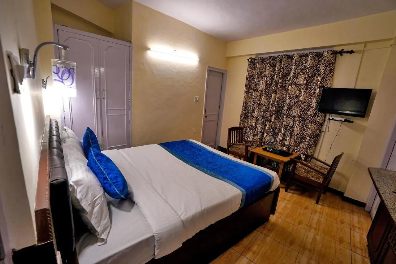 Hotel Atithi Mall Road Shimla