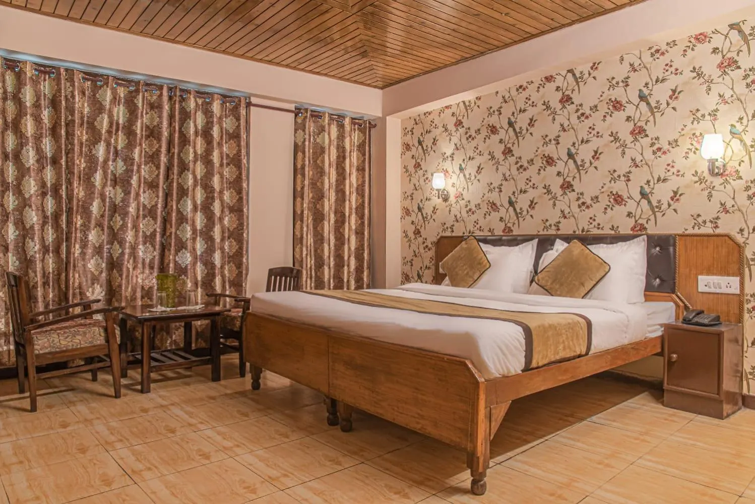 Hotel Atithi Mall Road Shimla