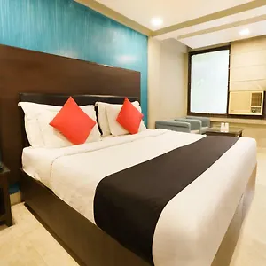 bb-palace.hotelsdelhi.org/